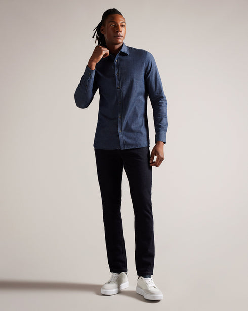 LODERS-Shirts-Revamp your casual wardrobe with our LODERS shirt in a sleek slim fit. The button fastening ensures easy wear, while the curved hem adds a touch of modern flair. When you're heading out for a relaxed evening, this shirt has your back. Denim shirt Slim fit Long sleeves Classic collar Button fastening Curved hem- Ted Baker Romania